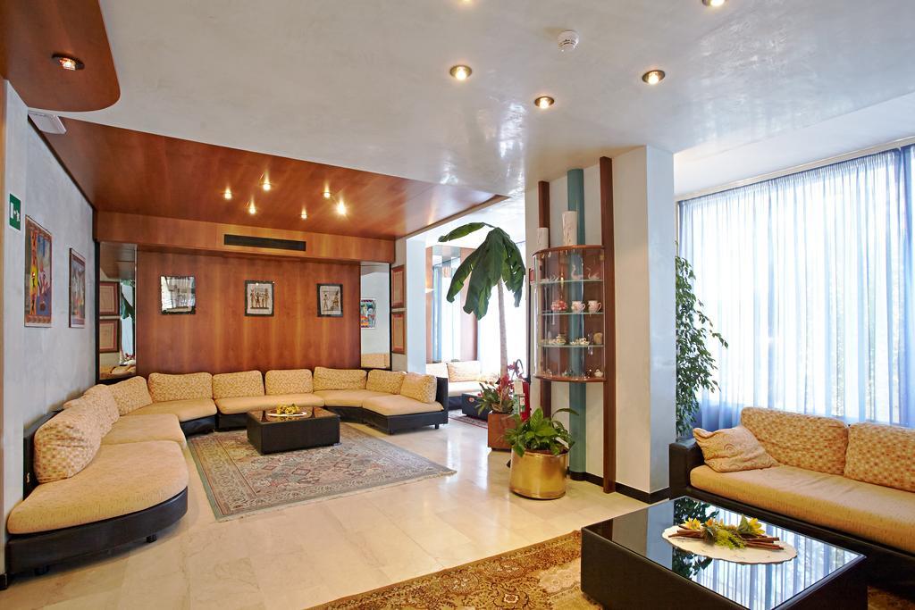 Hotel Sara Καόρλε Εξωτερικό φωτογραφία