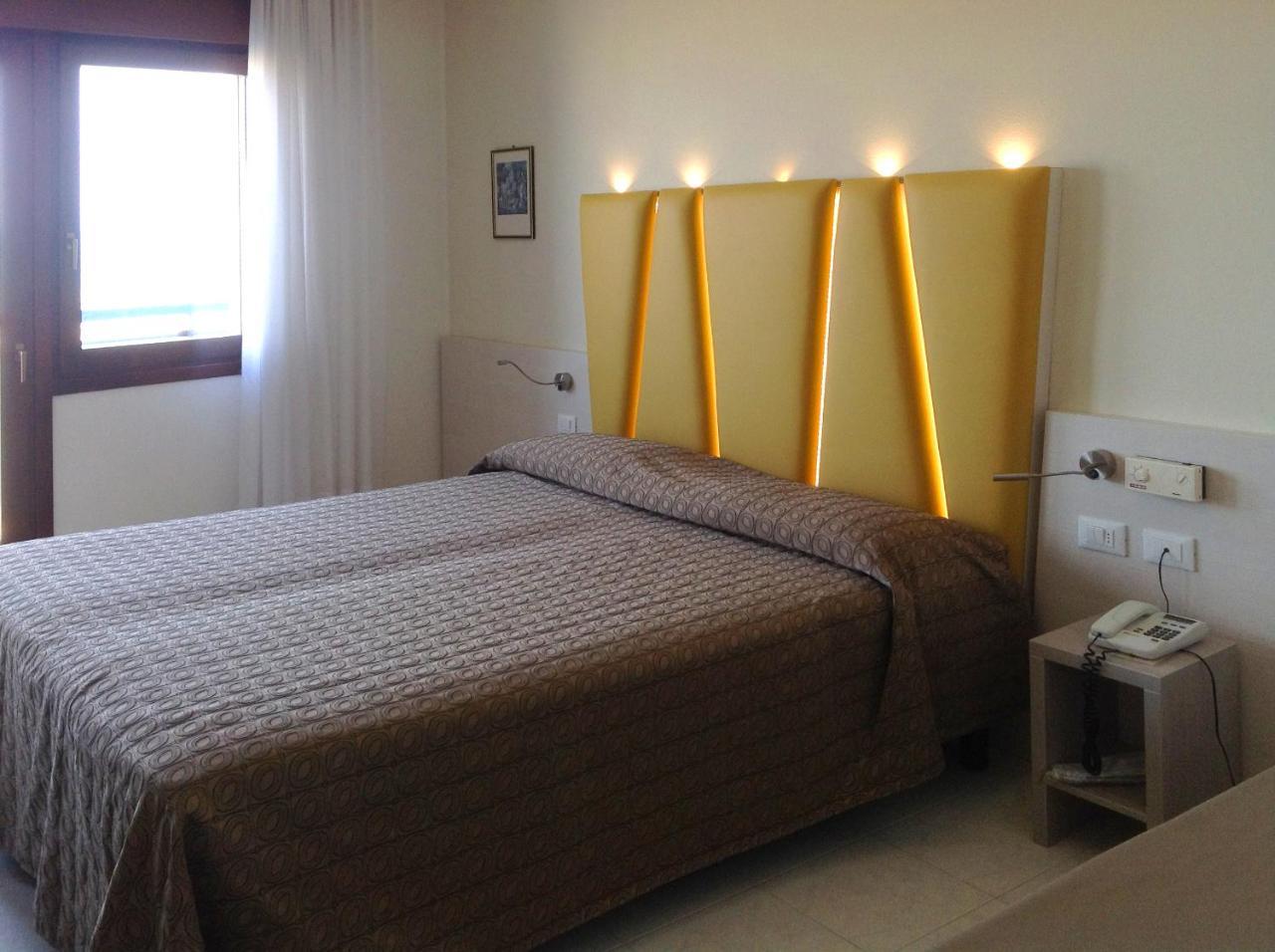 Hotel Sara Καόρλε Εξωτερικό φωτογραφία